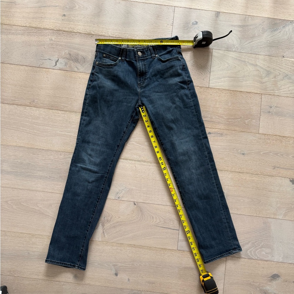 Lee men’s Extreme Motion MVP jeans size 30 X 32
